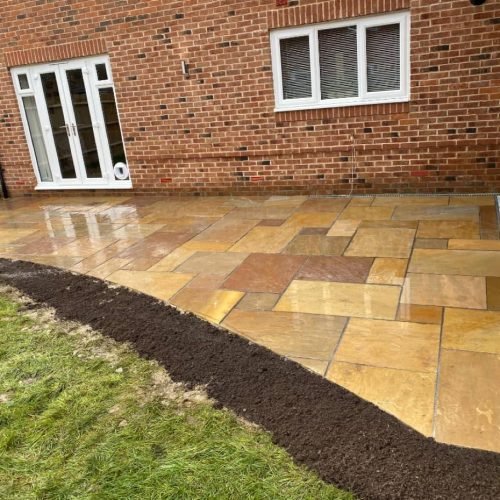 Quality-Lasting-Durable-Patio-Landscaping-in-Berkshire-UK-Hampshire-AJR-Landscaping-Services- (12)