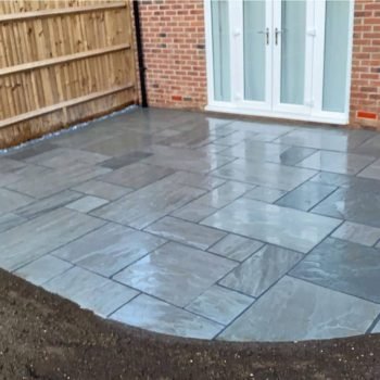 Quality-Lasting-Durable-Patio-Landscaping-in-Berkshire-UK-Hampshire-AJR-Landscaping-Services- (25)